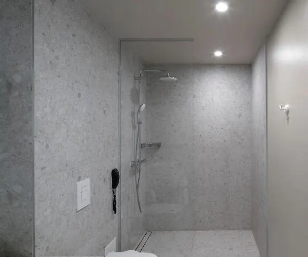 Umani - Free - Free Parking فندق غولدن ساندز