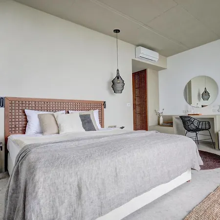 Хотел Umani - Free - Free Parking 4*