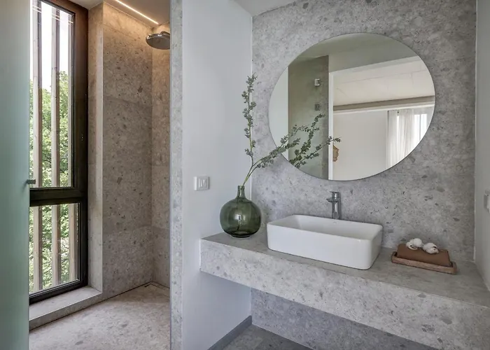 Umani - Free - Free Parking Hotel 4*