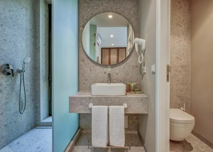 Hotel Umani - Free - Free Parking 4*