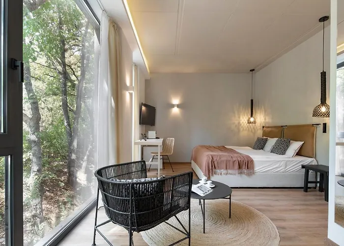 Umani - Free - Free Parking Hotel 4*